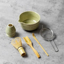 Kit Premium para Matcha Japonês 6 Peças | Chawan Cerâmica com Bico, Chasen Bambu, Peneira Inox, Chashaku e Espátula