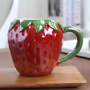 Caneca Morango do Amor em Cerâmica Artesanal 600ml - Quantidade Limitada!